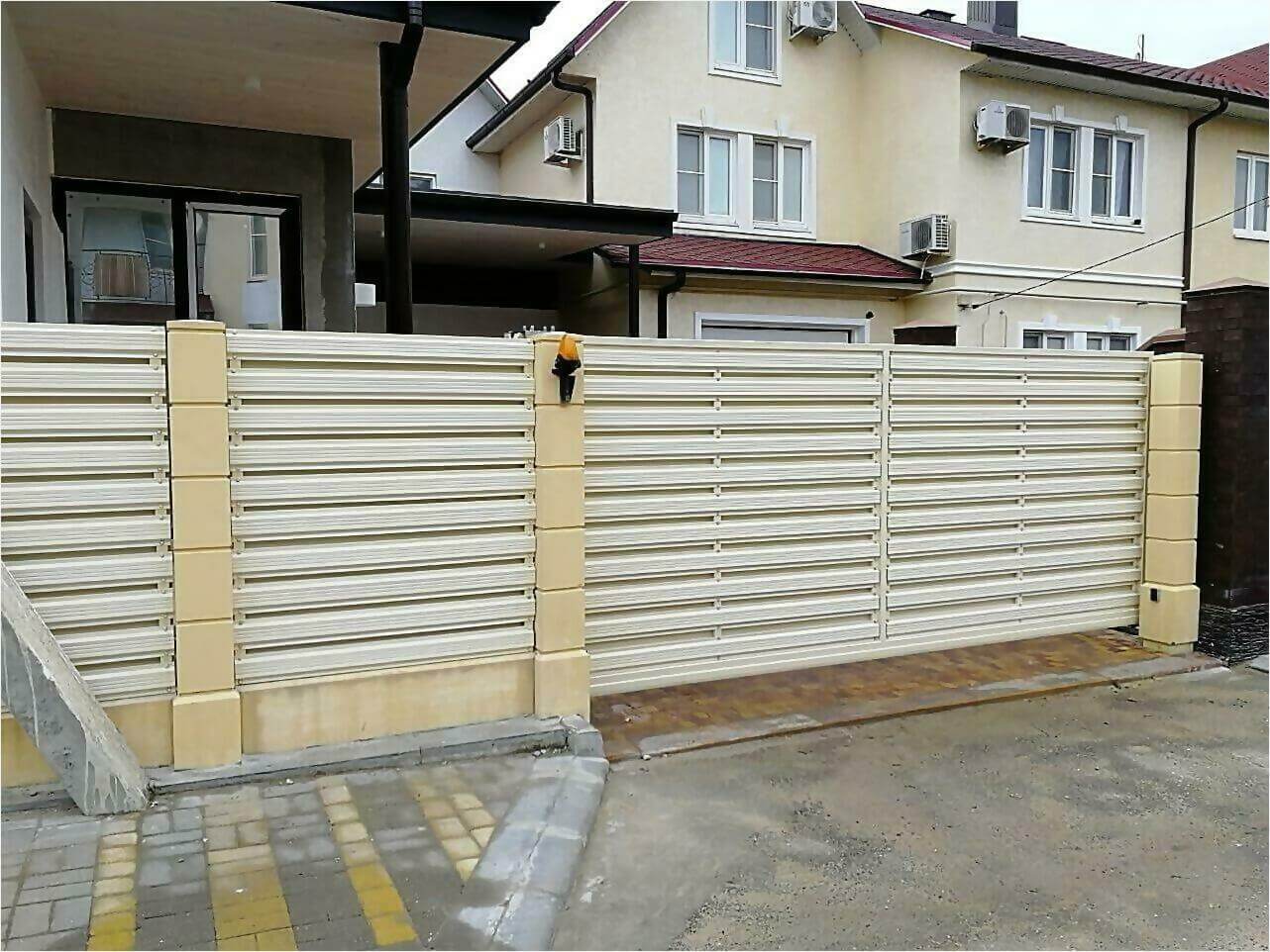 забор из штакетника 70м фото3 в Жезказгане