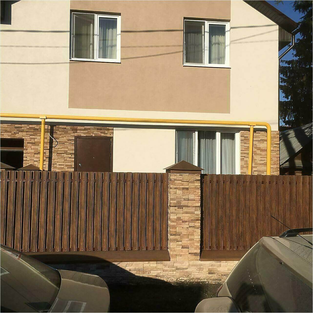 забор из штакетника 70м каштан фото1 в Жезказгане