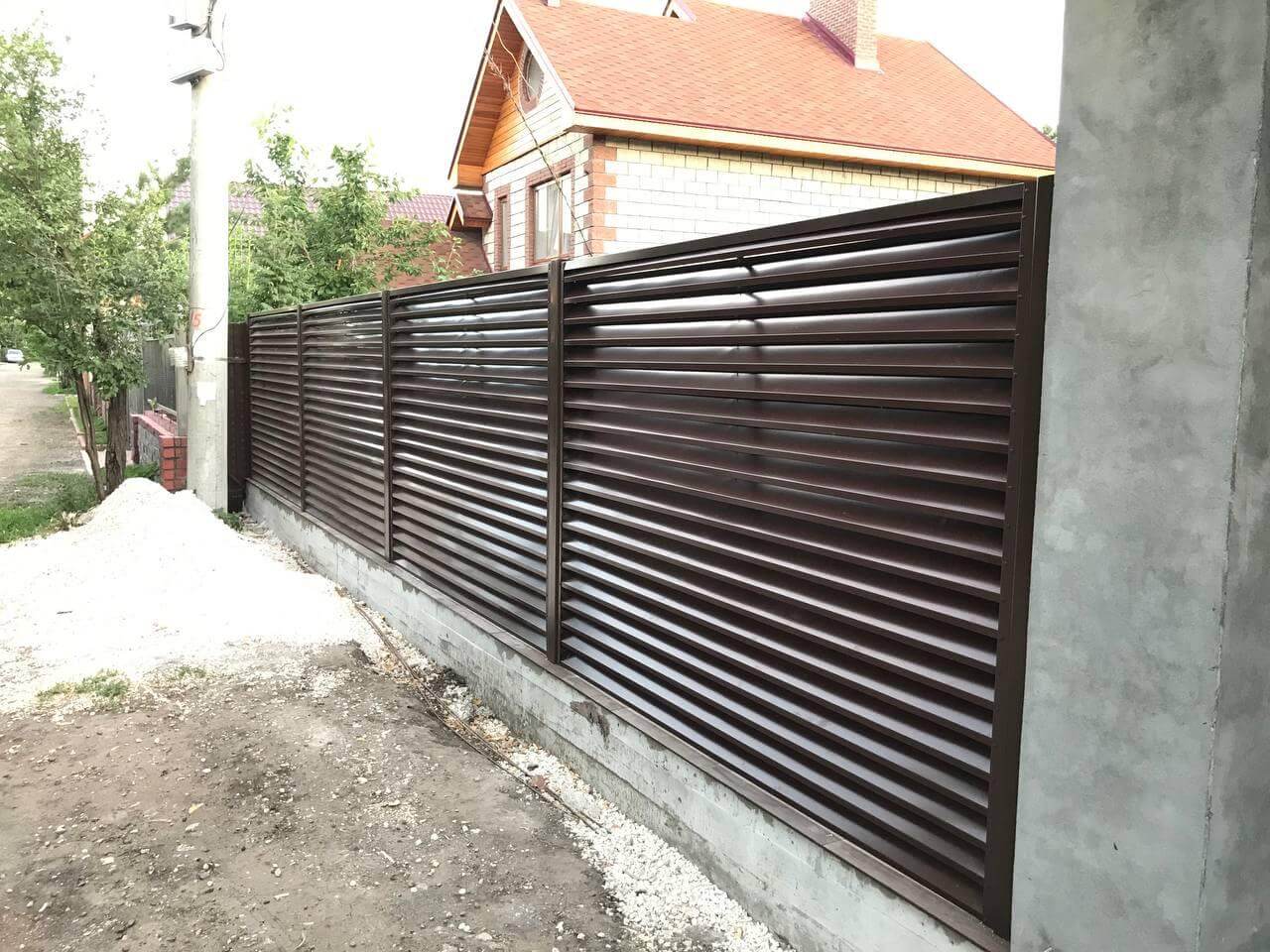 забор-жалюзи Шоколад двухсторонний фото1 в Жезказгане
