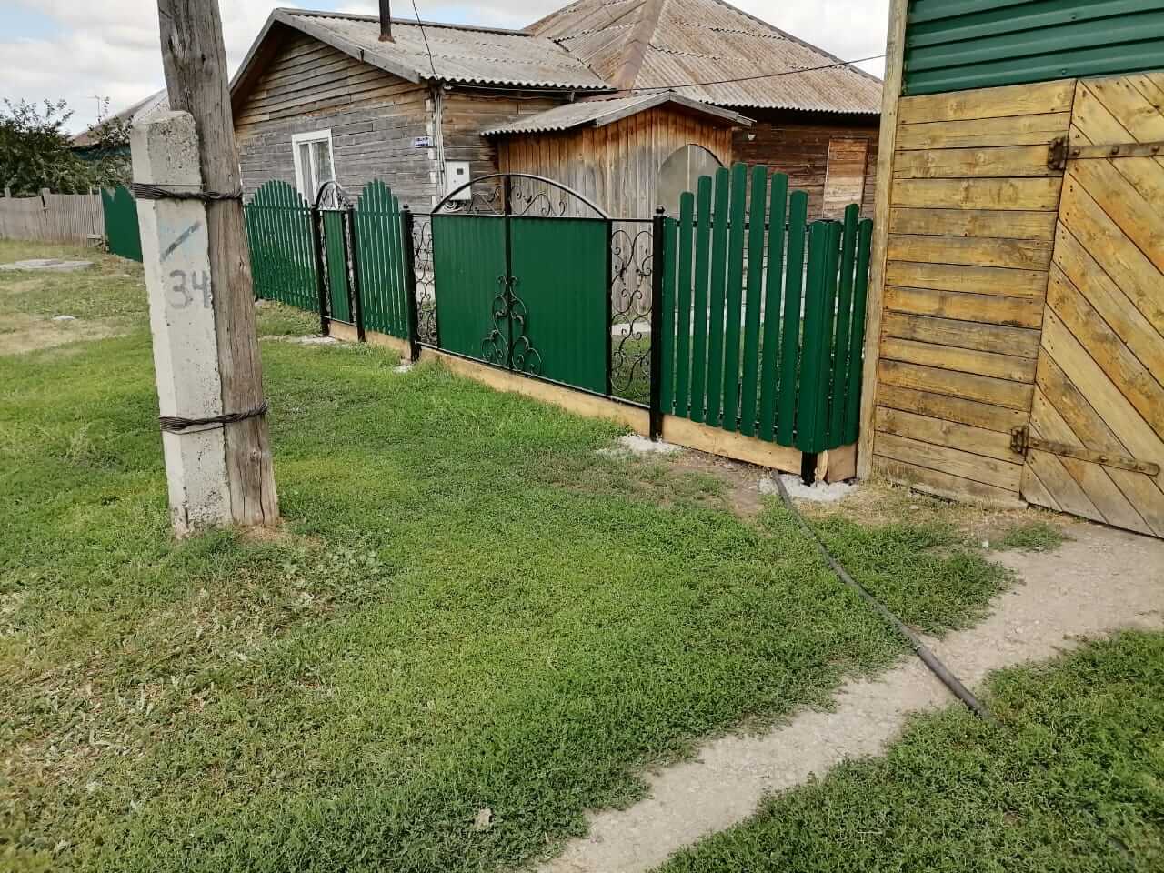 забор из штакетника Зеленый Мох фото2 в Жезказгане