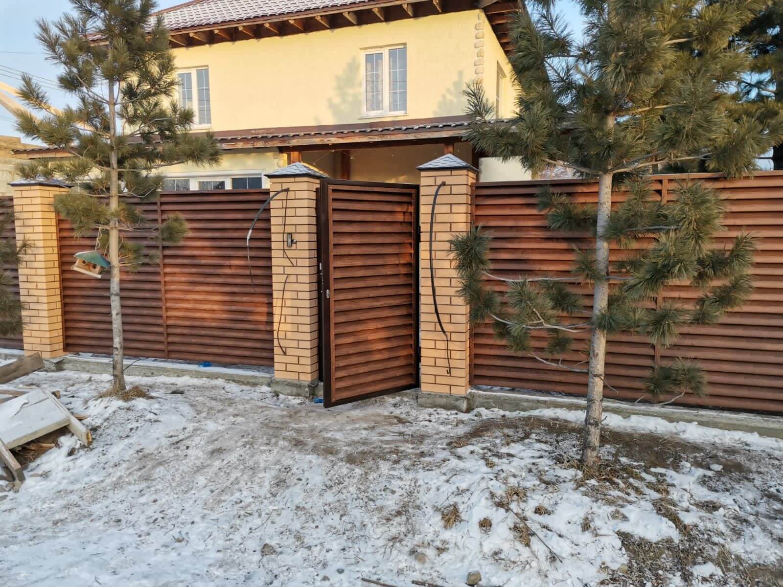 забор-жалюзи 65м Каштан фото1 в Жезказгане