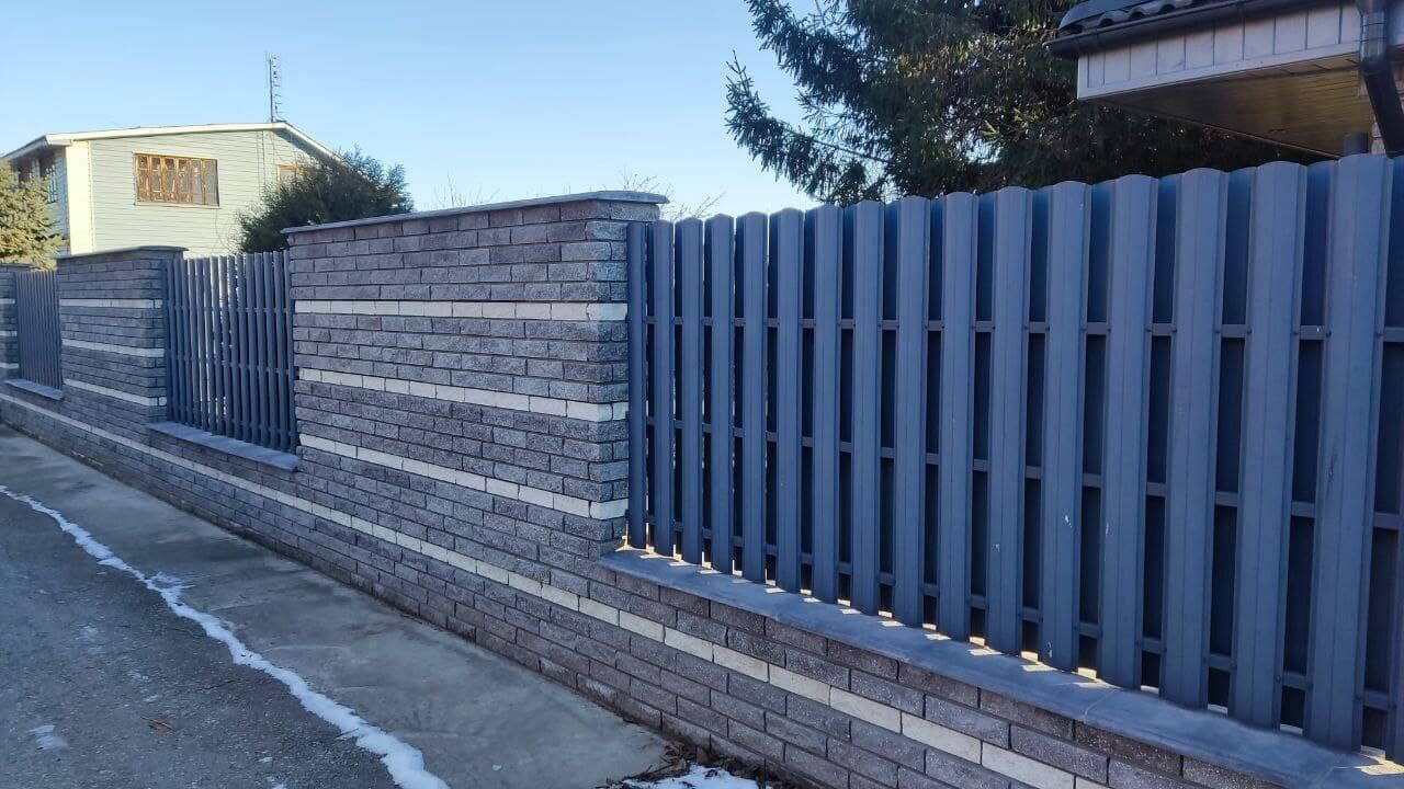забор из штакетника RAL7024/7024 Серый графит двусторонний фото2 в Жезказгане
