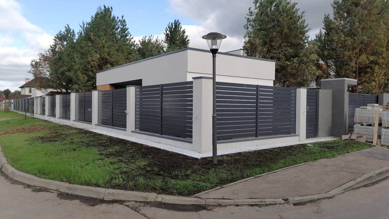 Забор-ранчо из металлопланкена 36м RAL7024 Серый Графит фото 7 в Жезказгане
