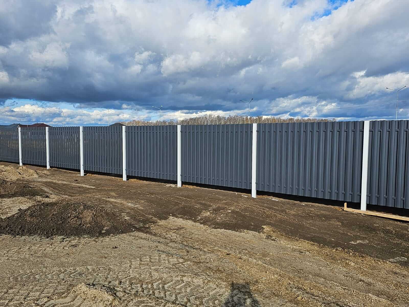 Забор из евроштакетника 234м RAL7024/7024 Серый Графит двусторонний фото 2 в Жезказгане