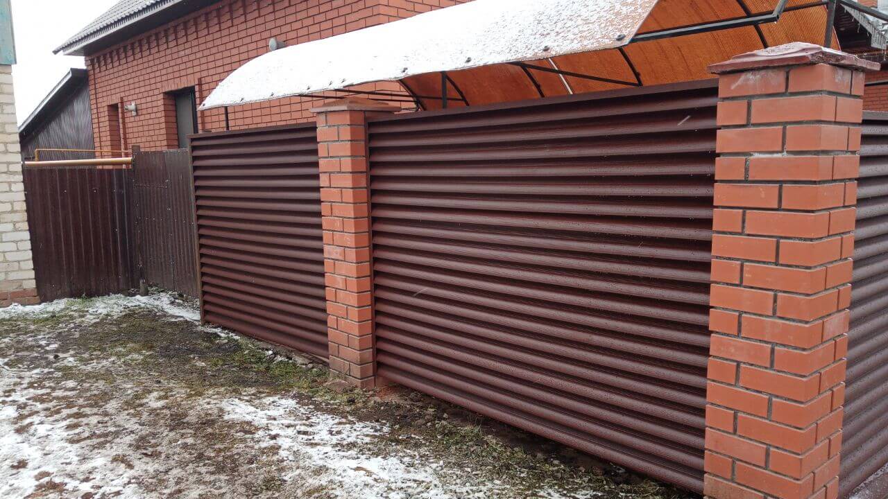 Забор из ламелей еврожалюзи 12м RAL8017/8017 Шоколад двусторонний МАТТЕ фото 4 в Жезказгане