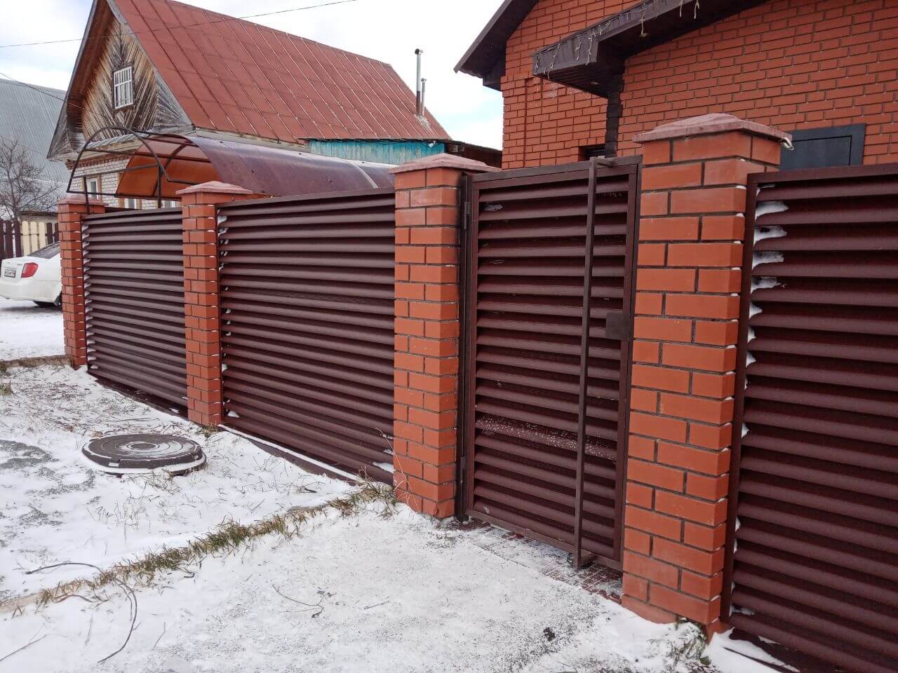 Забор из ламелей еврожалюзи 12м RAL8017/8017 Шоколад двусторонний МАТТЕ фото 2 в Жезказгане