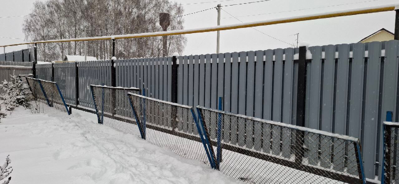 Забор из евроштакетника 27м RAL7024 Серый Графит МАТТЕ фото 5 в Жезказгане