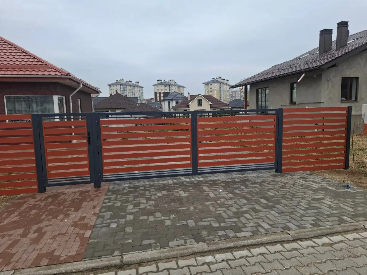 Забор-ранчо из металлопланкена 18м RAL8004 Терракотовый фото 2 в Жезказгане